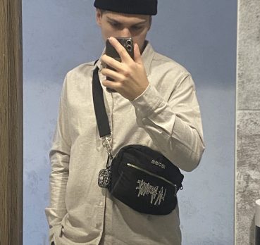 Егор, 20 лет, Геленджик,  Россия 🇷🇺