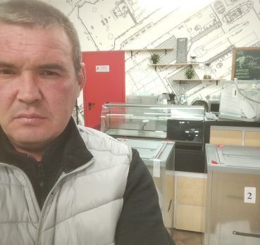 Эдуард, 44 лет, Зеленодольск,  Россия 🇷🇺