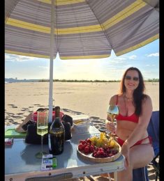 Карина, 46 лет, Бисексуал(ка), Женщина, Волгоград, Волгоград,  Россия 🇷🇺