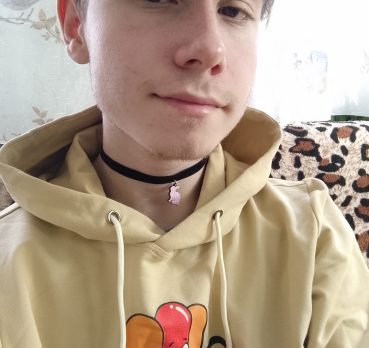 Данил, 19 лет, Таганрог,  Россия 🇷🇺