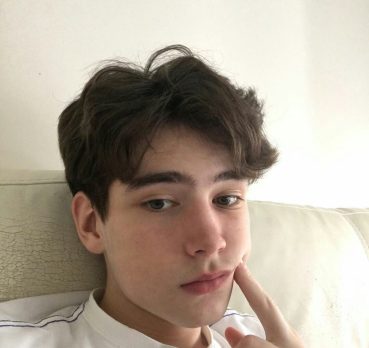 Данилл, 21 лет, Чебоксары,  Россия 🇷🇺