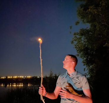 Денис, 23 лет, Камызяк,  Россия 🇷🇺