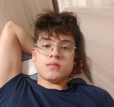 Булат, 18 лет, Казань, Татарстан,  Россия 🇷🇺
