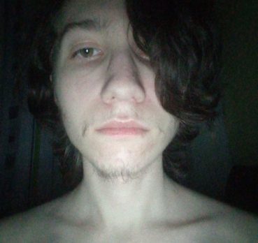 Петр, 23 лет, Екатеринбург,  Россия 🇷🇺