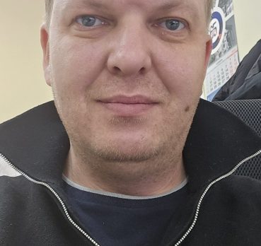 Денис, 41 лет, Кингисепп, Ленинград,  Россия 🇷🇺