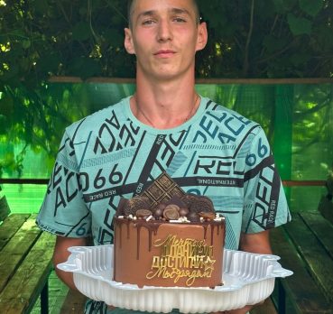 Эдуард, 20 лет, Сухиничи, Калуга,  Россия 🇷🇺
