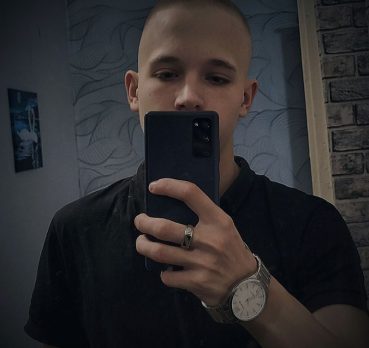 Максим, 18 лет, Новосибирск, Новосибирск,  Россия 🇷🇺