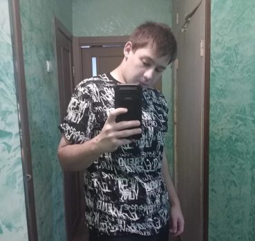 Артём, 21 лет, Уссурийск, Приморский,  Россия 🇷🇺