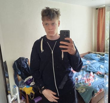 Алексей, 18 лет, Купчино, Санкт-Петербург,  Россия 🇷🇺
