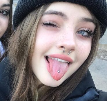 Олеся, 18 лет, Луга, Ленинград, Россия 🇷🇺