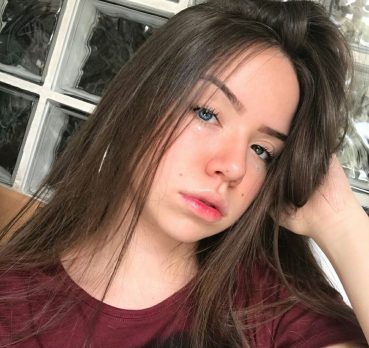 Вика, 19 лет, Санкт-Петербург, Санкт-Петербург,  Россия 🇷🇺