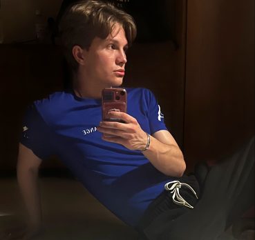Кирилл, 22 лет, Хабаровск, Хабаровский край,  Россия 🇷🇺