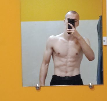 Егор, 18 лет, Петергоф, Санкт-Петербург,  Россия 🇷🇺