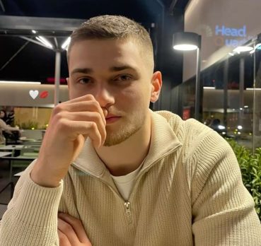 Алексей, 18 лет, Челябинск, Челябинск,  Россия 🇷🇺